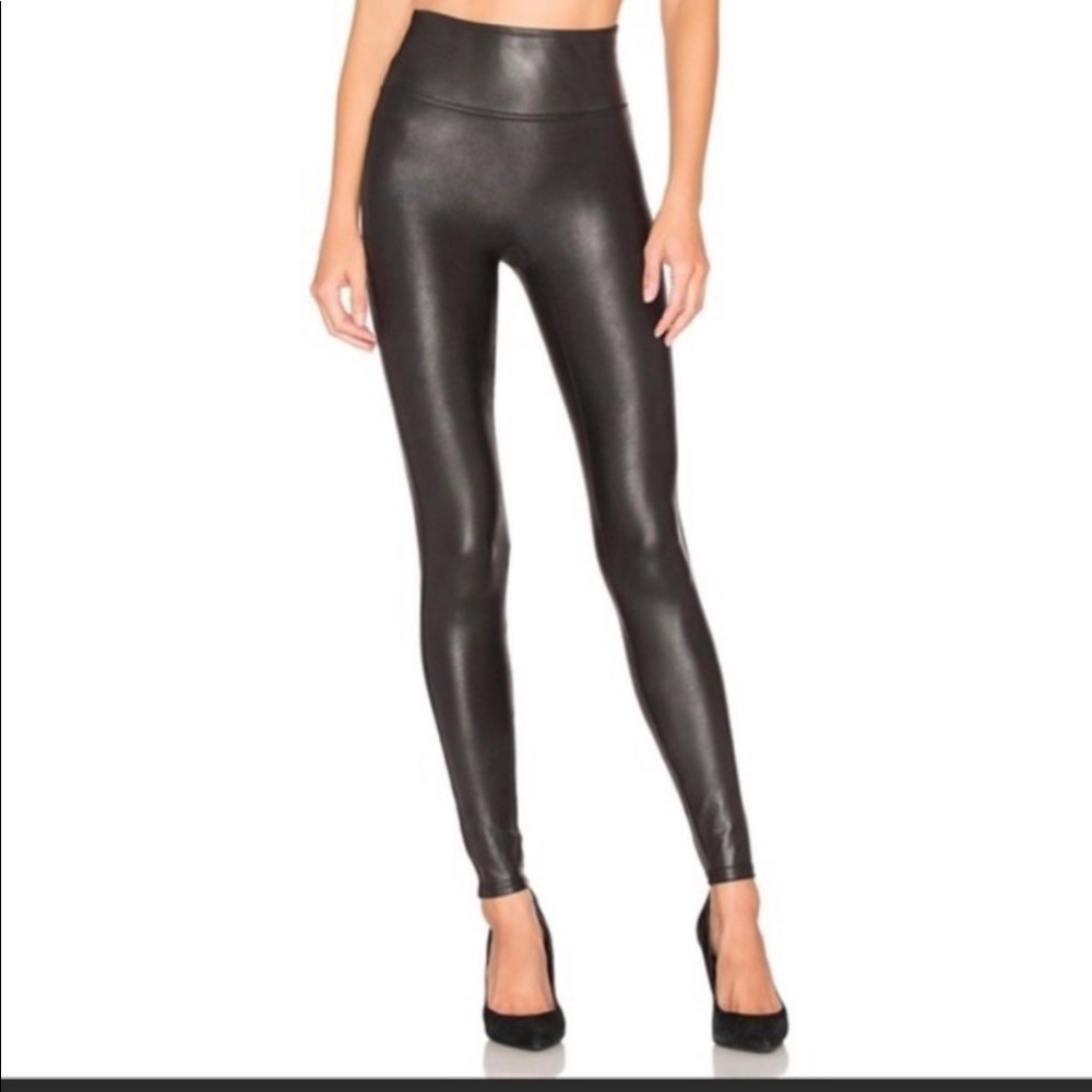 SPANX faux leather leggings xs